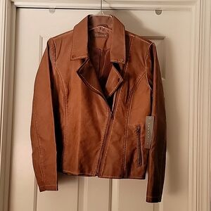 Bagatelle Vegan Leather Ladie's Bomber Jacket -- NWT -- Large